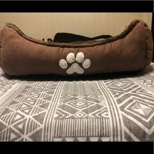 Townhouse Bumper Pet Bed